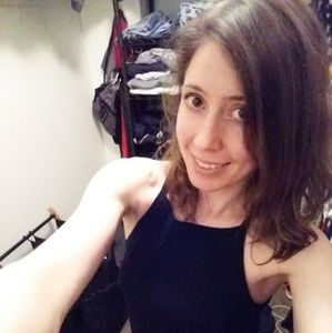 Meet your Posher, Julie